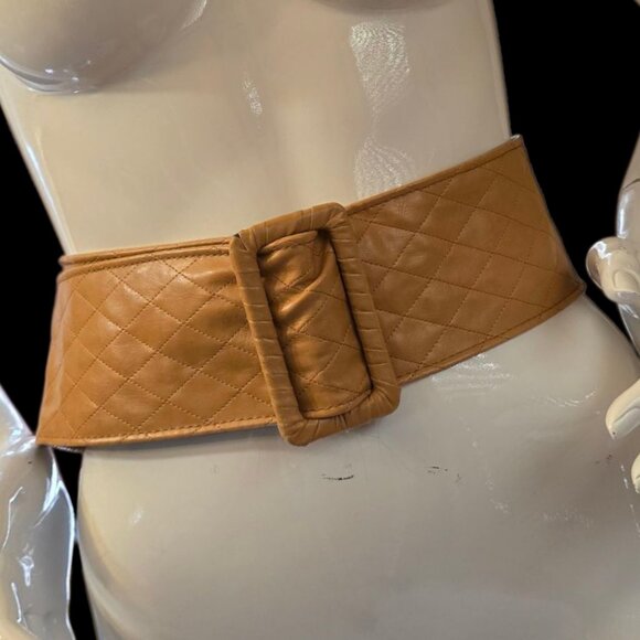 Retro 80's Camel Faux Leather Quilted Belt - Picture 2 of 10
